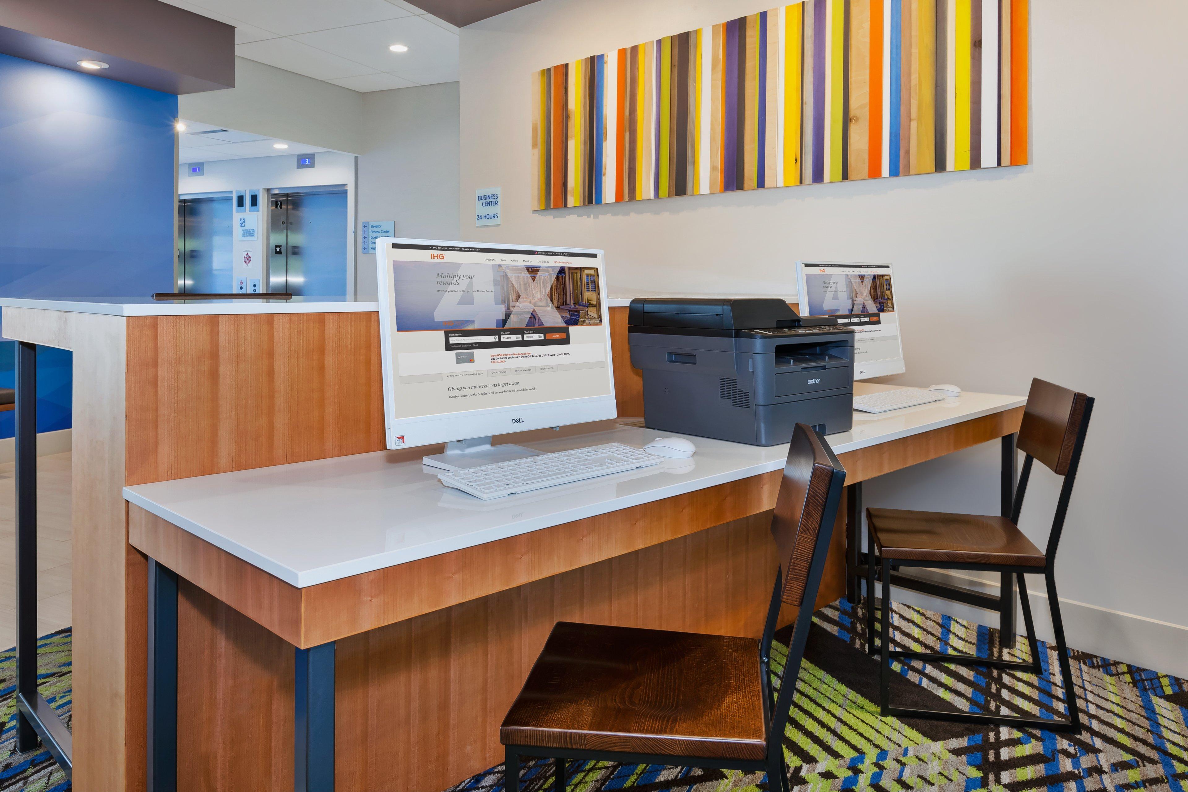 Holiday Inn Express & Suites - Grand Rapids Airport - South By Ihg Exterior foto